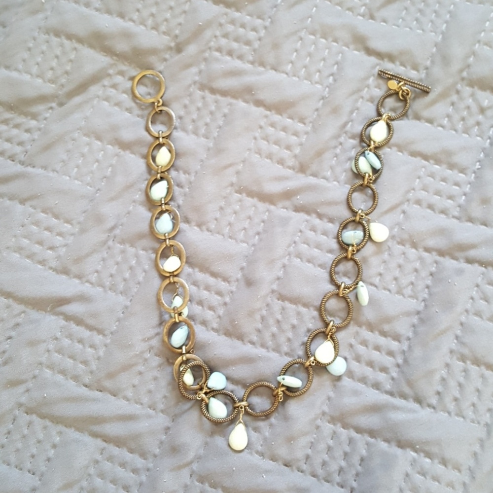Premier design necklace